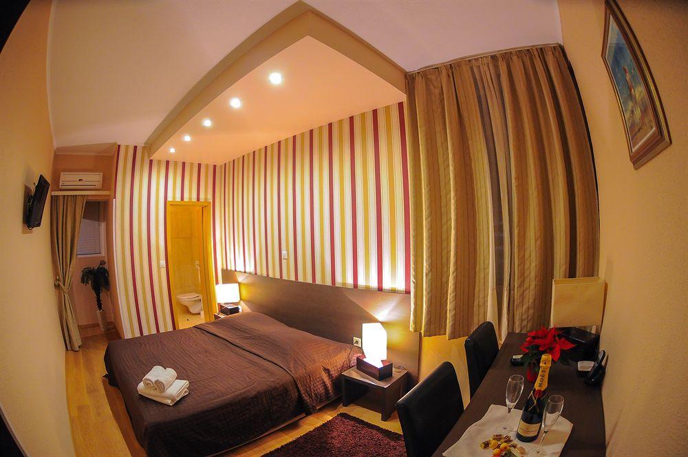 Beach Villa Bb Podstrana Kültér fotó