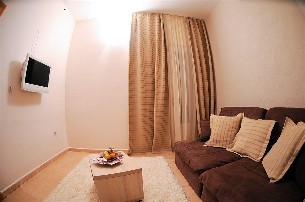 Beach Villa Bb Podstrana Kültér fotó
