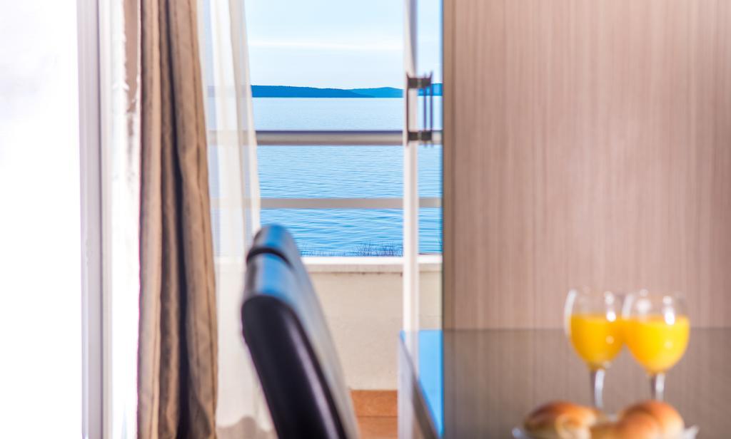Beach Villa Bb Podstrana Kültér fotó