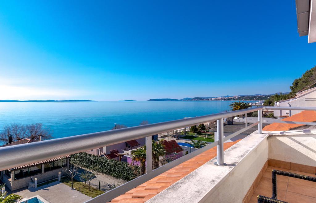 Beach Villa Bb Podstrana Kültér fotó