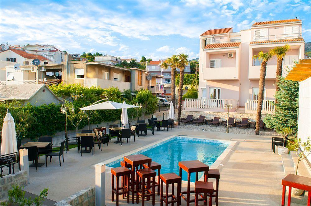 Beach Villa Bb Podstrana Kültér fotó