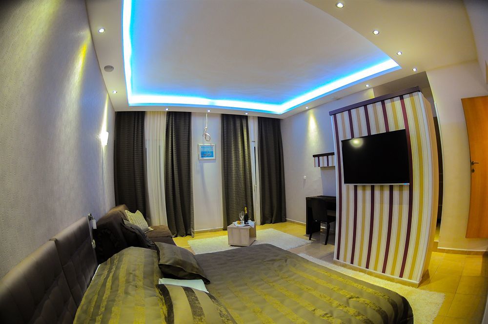 Beach Villa Bb Podstrana Kültér fotó